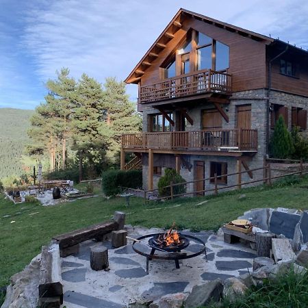 Minds & Mountains Eco Lodge Ла Молина Екстериор снимка